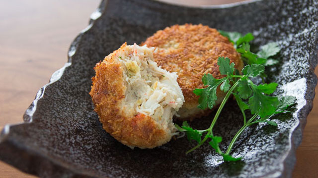 Green Curry Crab Cakes recipe