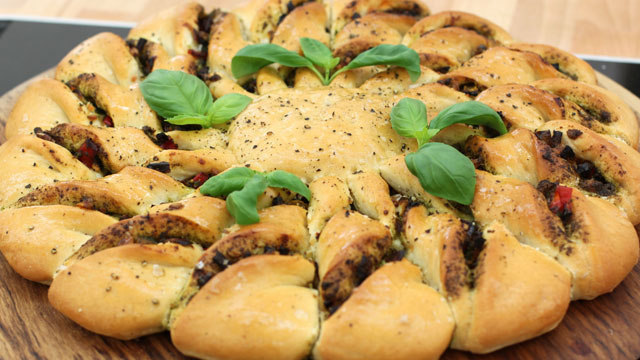 Pesto Pinwheel Bread recipe