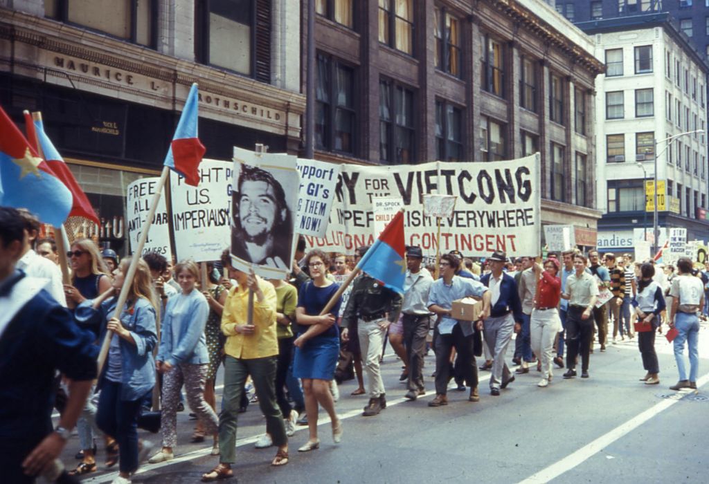 Anti-War March Chicago, 1968 (public domain)