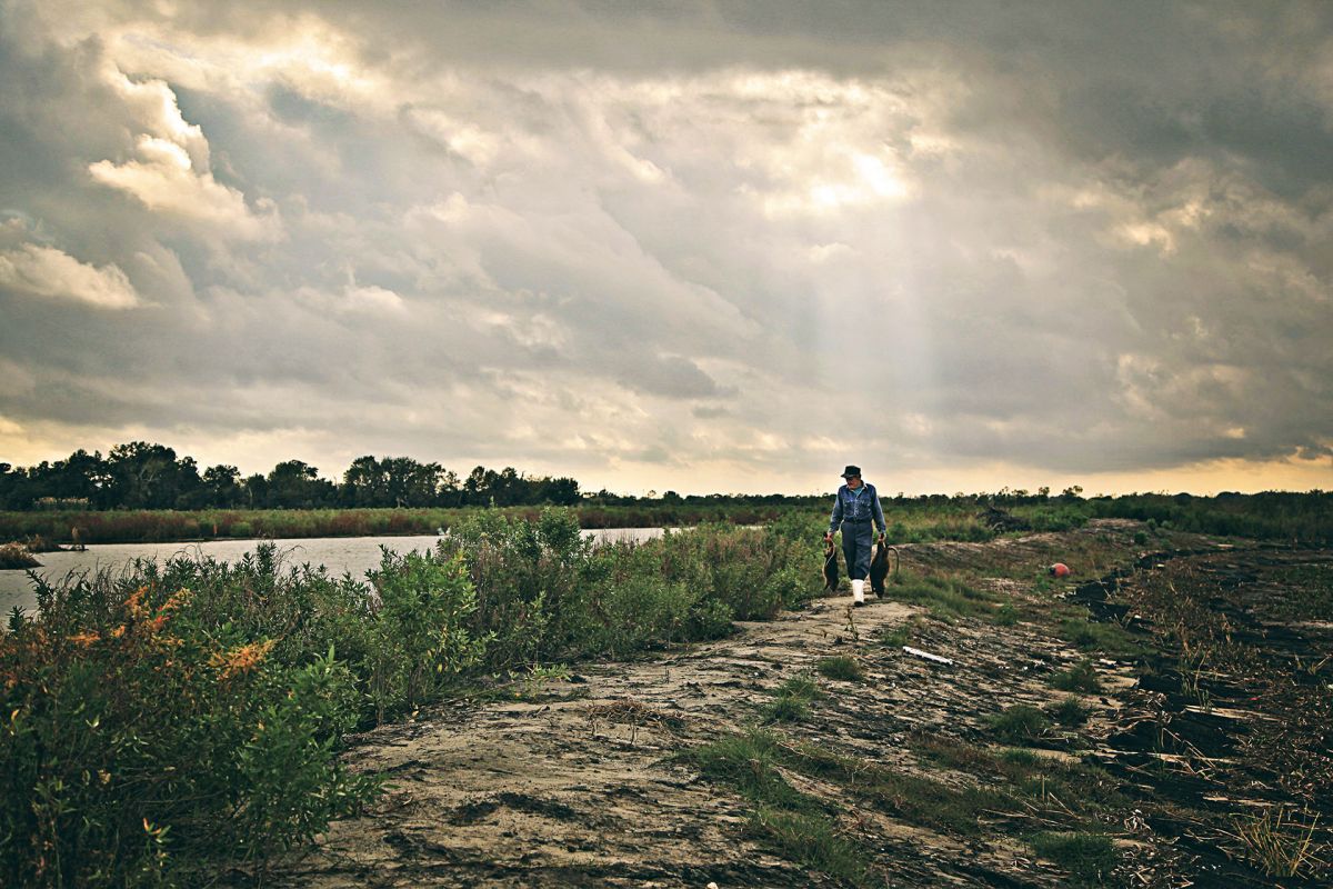 Bringing back a bounty of nutria, in Rodents of Unusual Size