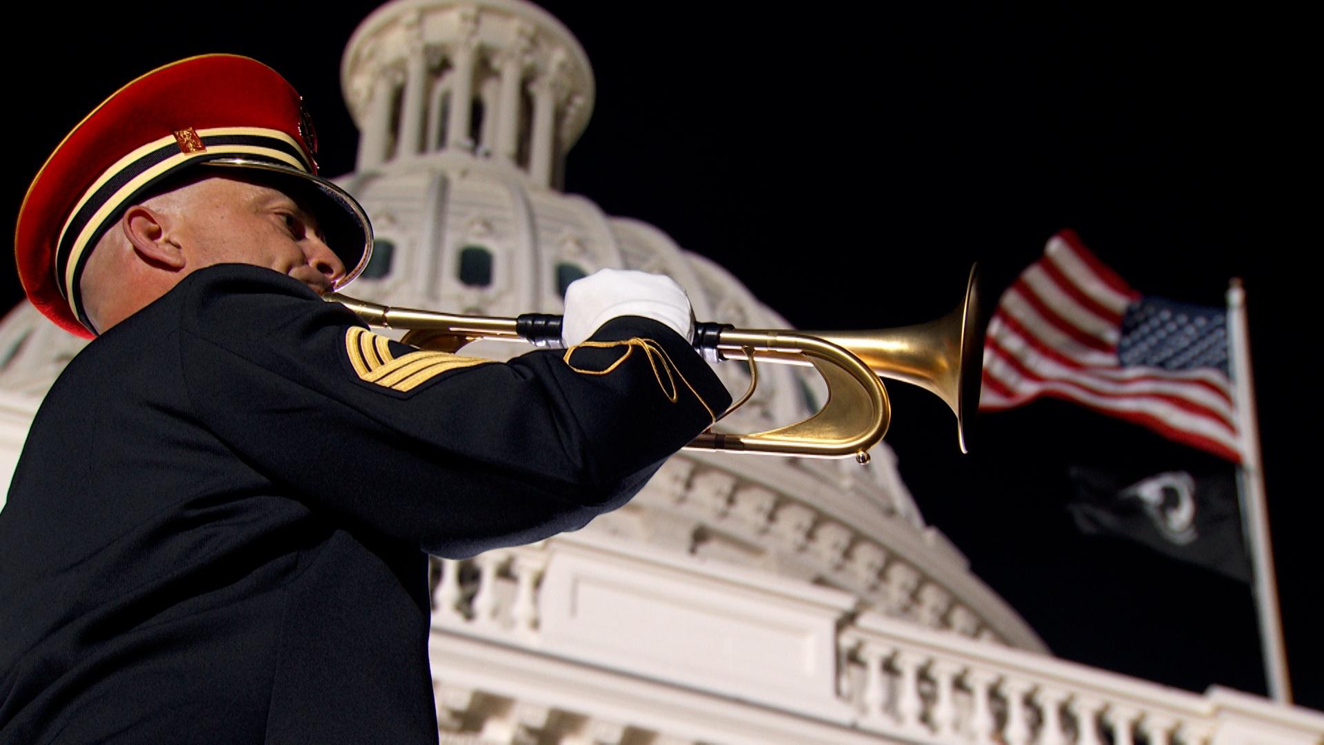 Co-hosts Joe Mantegna and Gary Sinise Introduce Taps