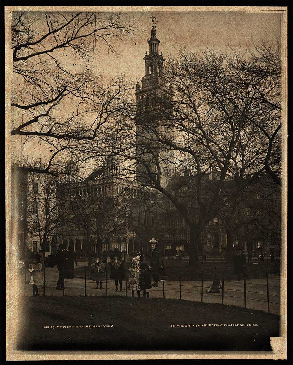Stanford White designed the second Madison Square Garden and maintained an apartment in its tower. Photo: Courtesy of Library of Congress TeslaDinner_10.jpeg