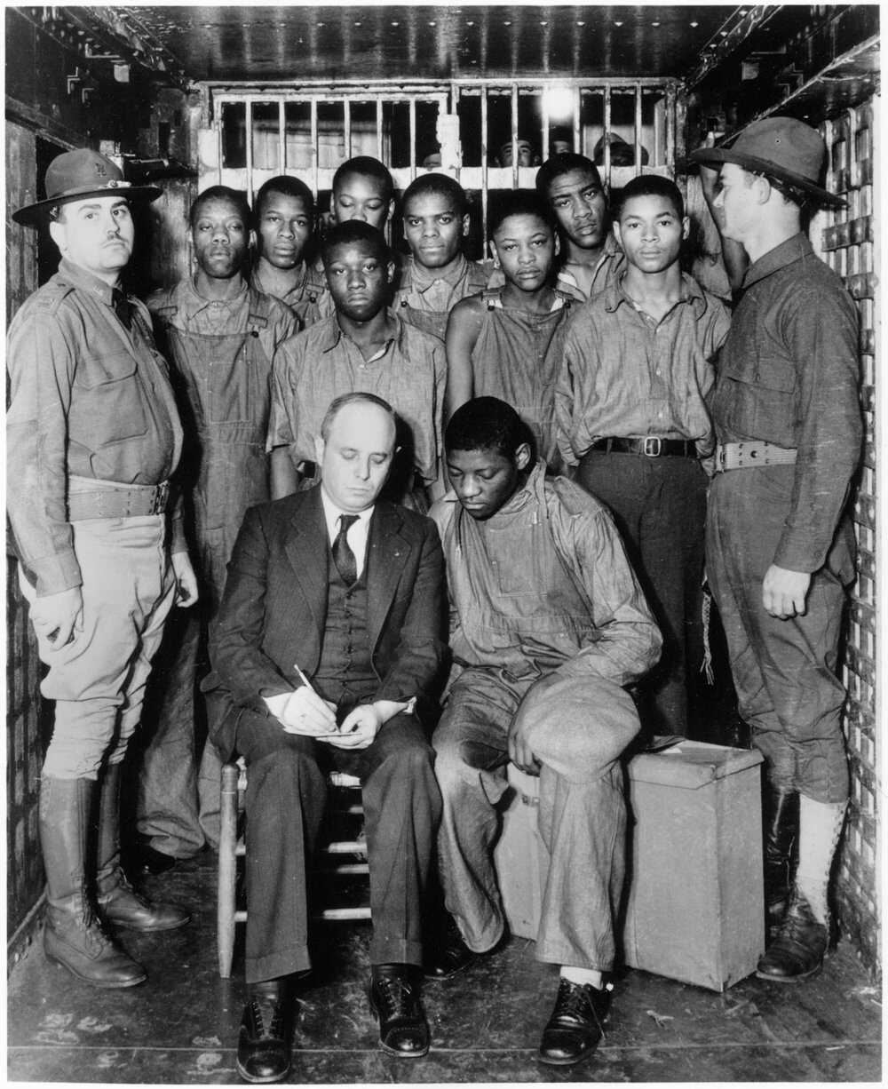 Attorney Samuel Leibowitz with the Scottsboro boys, Courtesy: Morgan County Archives. scottsboro-leibowitz-and-boys.jpg
