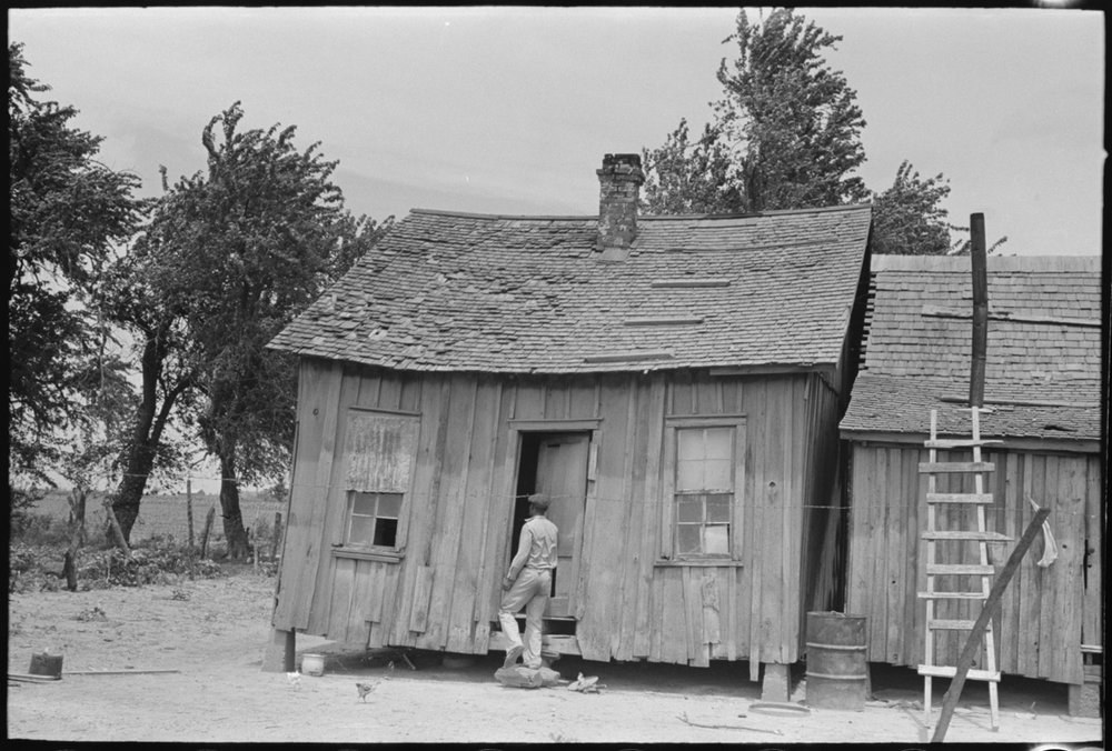 Sharecropper's cabin, Southeast Missouri Farms. 1938, photographer Russell Lee, Library of Congress Harvest-Sharecropping-4.jpg