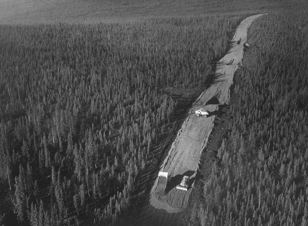 Alaska Pipeline Road Construction, 1969. US Fish and Wildlife Service, National Digital Library. Pipeline-Native-land-Alaska_pipeline_road_construction_1969_FWS.jpg