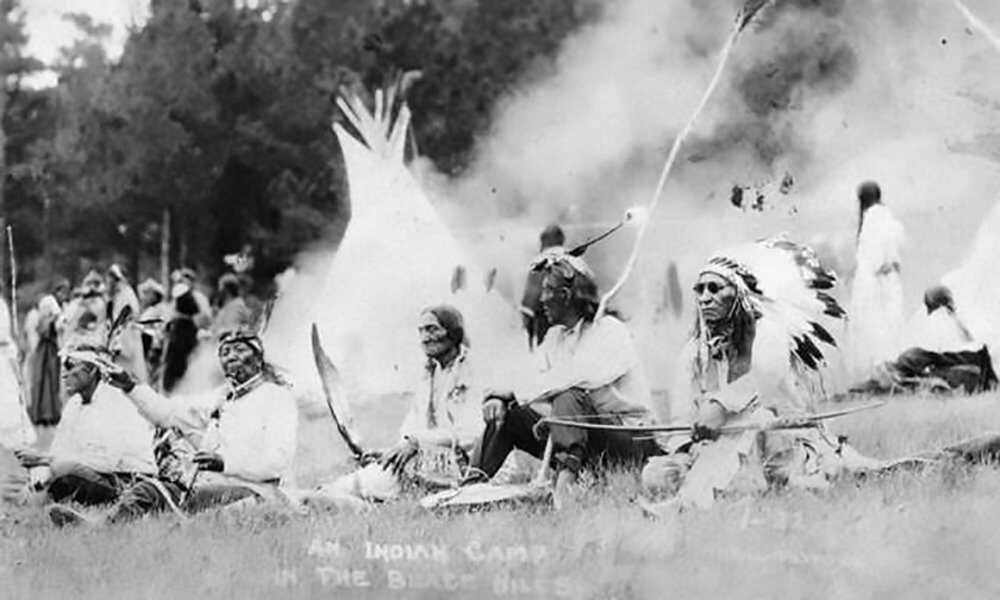 Rushmore-Nativea-Sioux.jpg
