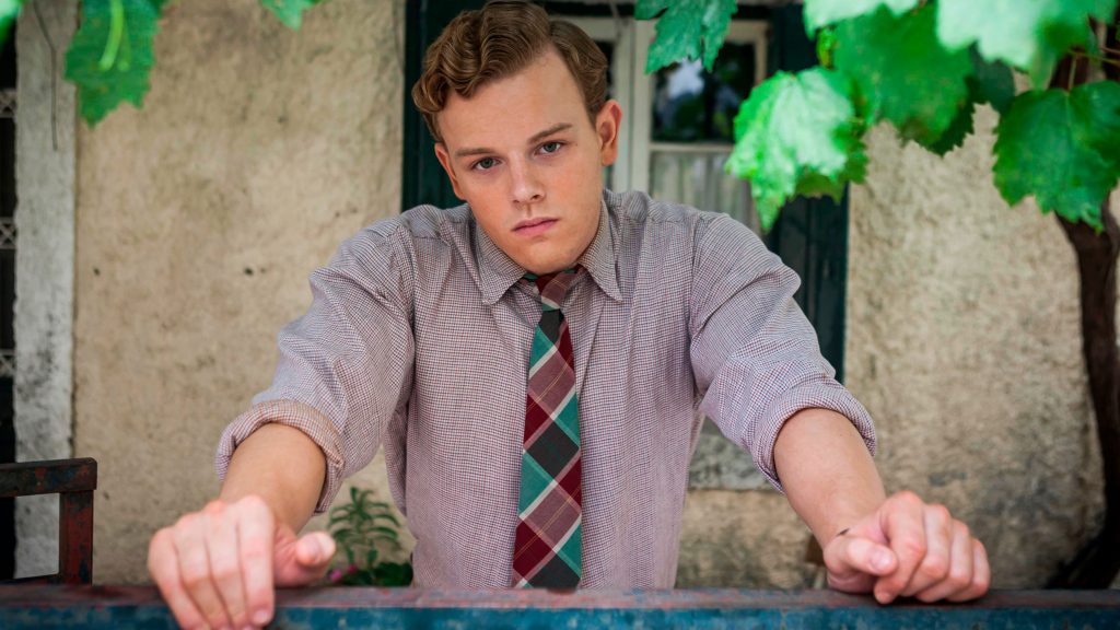 Callum Woodhouse as Leslie Durrell in The Durrells in Corfu as seen on MASTERPIECE on PBS