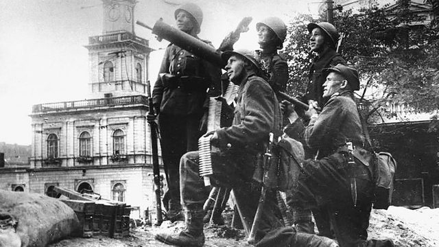Polish soldiers from antiaircraft artillery unit during Siege of Warsaw in September, 1939