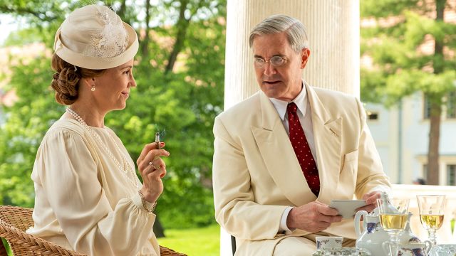 Sofia Helin and Kyle MacLachlan in Atlantic Crossing