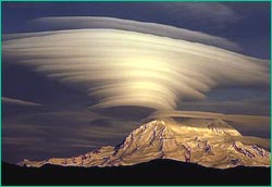 lenticular cloud