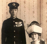 Ishida and wife