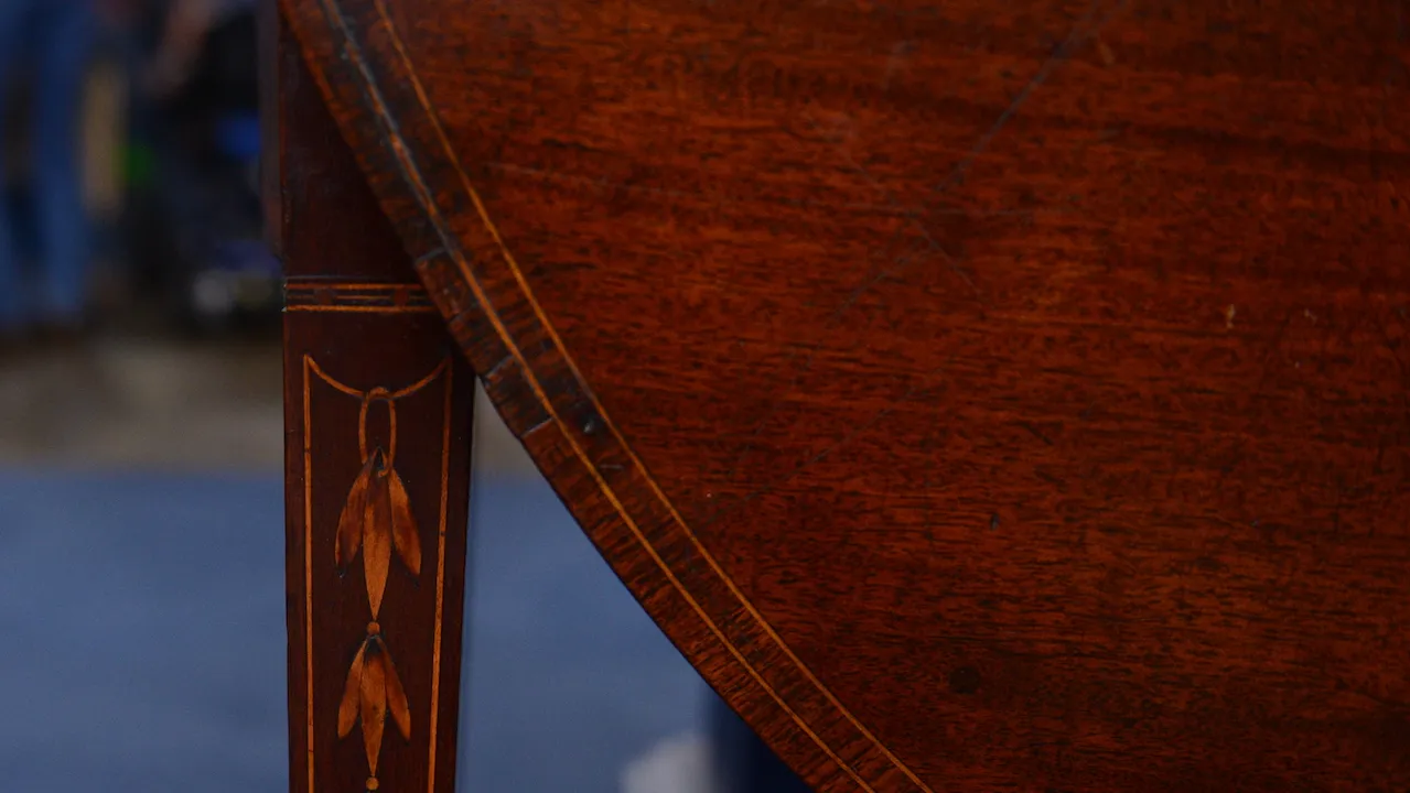 Inlaid Pembroke Rosewood Table, ca. 1795